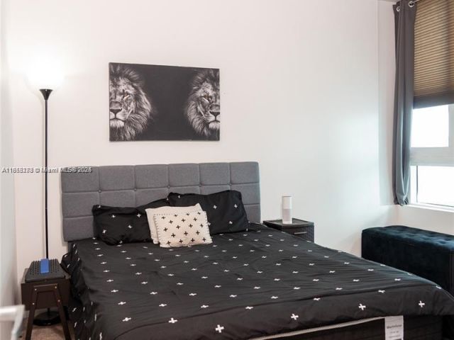 Квартира в аренду номер3003 - фото 6147846