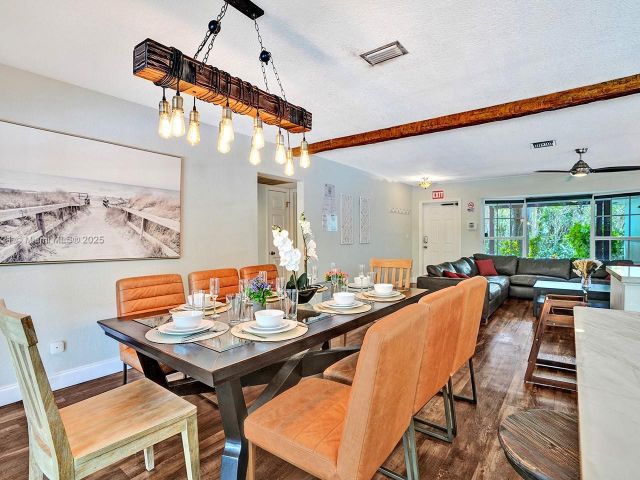 Продажа дома по адресу 1245 Wiley St - фото 6110944