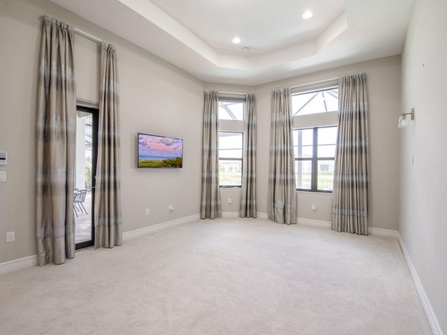 Продажа дома по адресу 9759 Vitrail Lane - фото 6138401