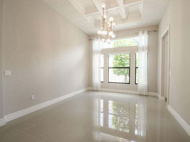 Продажа дома по адресу 9759 Vitrail Lane - фото 6138408