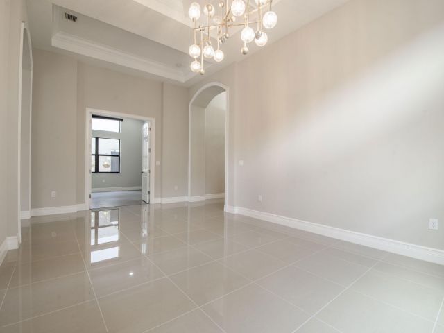 Продажа дома по адресу 9759 Vitrail Lane - фото 6138409