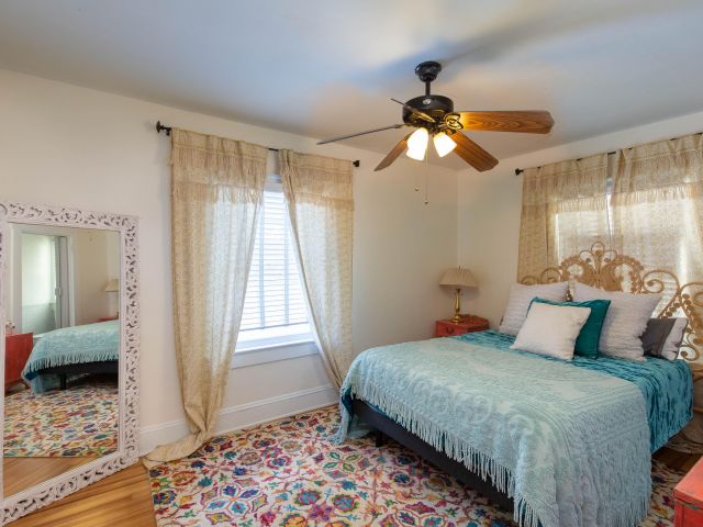 Дом в аренду по адресу 435 56th Street - фото 6115585