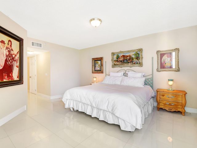 Продажа квартиры #1906 - фото 6118219