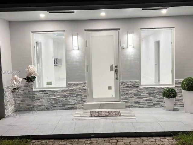 Продажа дома по адресу 27501 SW 162nd Ct - фото 6111883