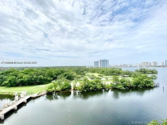 Продажа квартиры #702 - фото 6112327