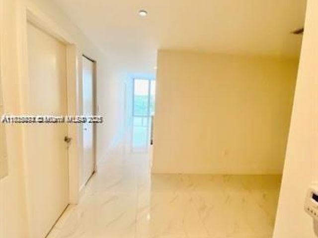 Продажа квартиры #702 - фото 6112344