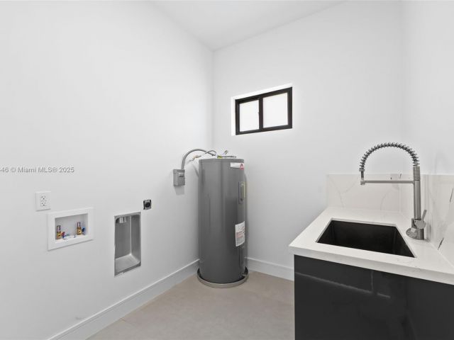 Продажа дома по адресу 29705 SW 187th Ave - фото 6246533