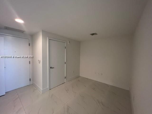 Продажа квартиры #820 - фото 6112351