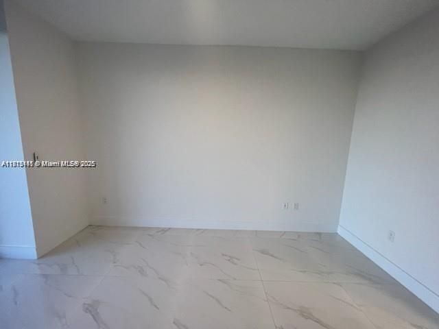 Продажа квартиры #820 - фото 6112357