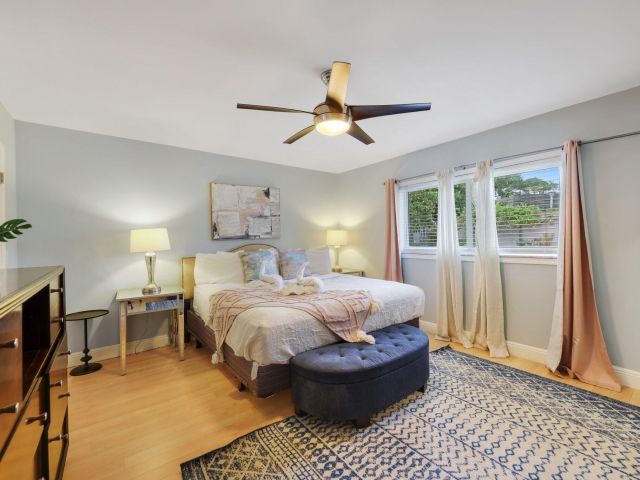 Продажа дома по адресу 513 Curlew Road - фото 6150049