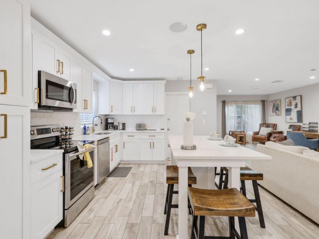 Продажа дома по адресу 513 Curlew Road - фото 6150053