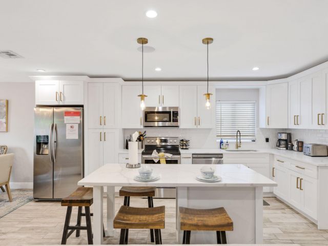 Продажа дома по адресу 513 Curlew Road - фото 6150057