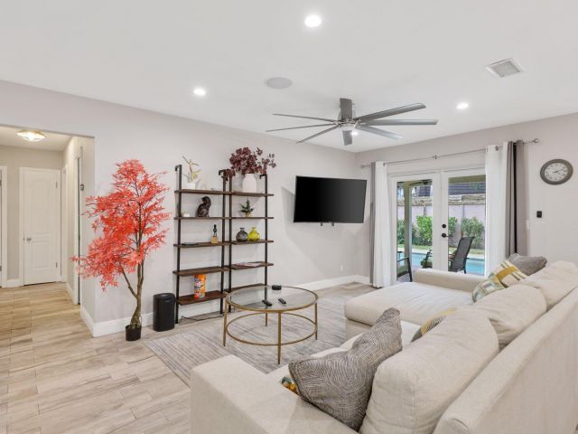 Продажа дома по адресу 513 Curlew Road - фото 6150060