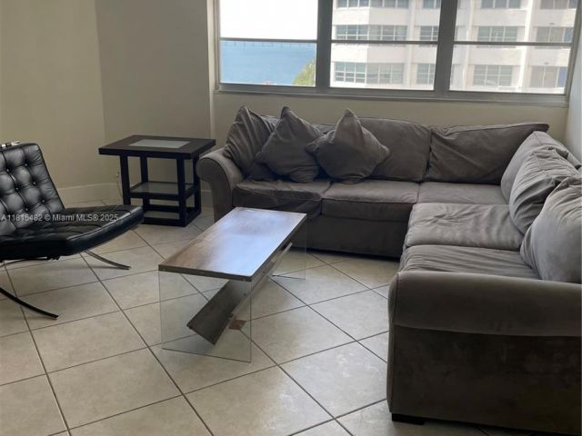 Квартира в аренду номер767 - фото 6113177