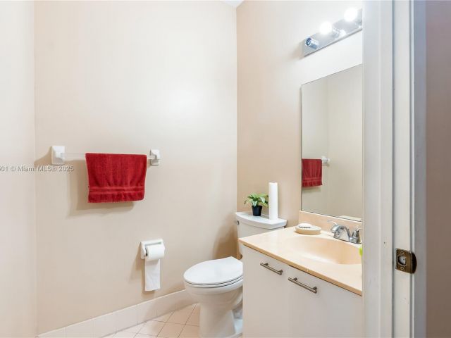 Продажа дома по адресу 15683 NW 12th Rd - фото 6111586