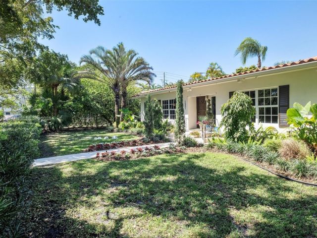 Продажа дома по адресу 1551 Delgado Ave - фото 6133554