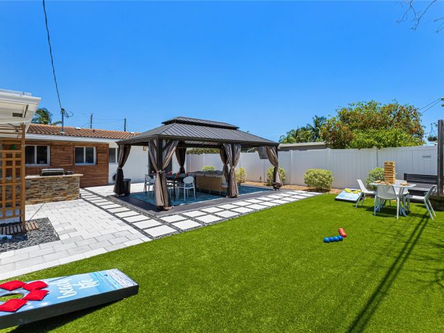 Продажа дома по адресу 14 NE 29th St - фото 6137478