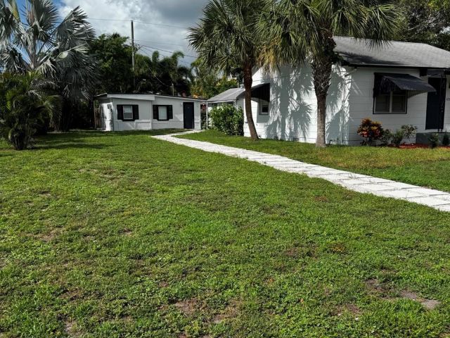 Дом в аренду по адресу 626 37th St - фото 6135674