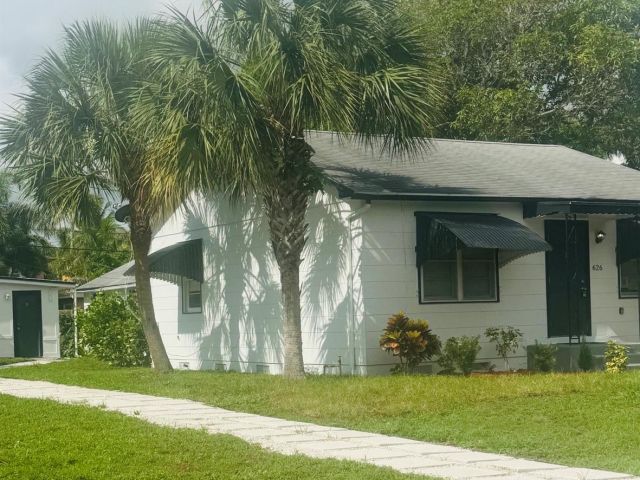 Дом в аренду по адресу 626 37th St - фото 6135675