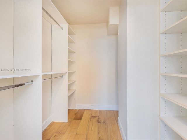 Квартира в аренду номер22A - фото 6120857