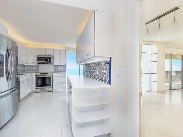 Квартира в аренду номер22A - фото 6120865