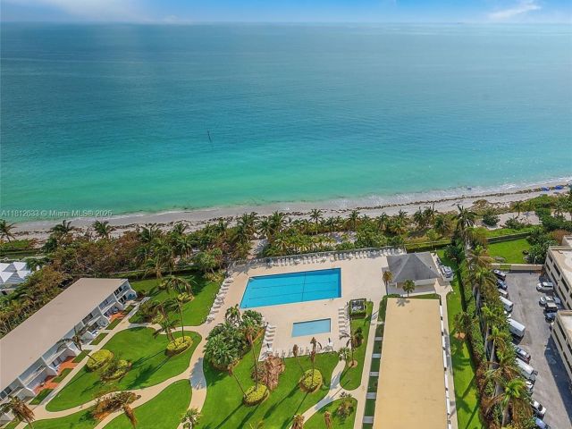 Квартира в аренду номер22A - фото 6120869