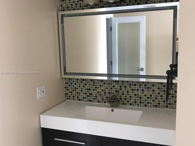 Квартира в аренду номерA-3646 - фото 6121172