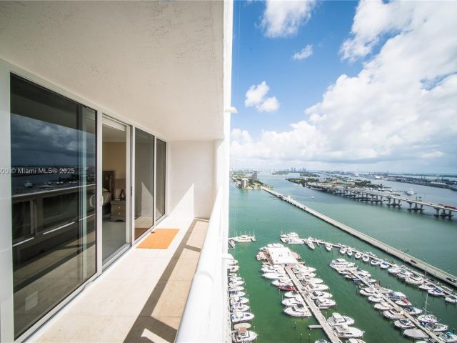 Квартира в аренду номерA-3646 - фото 6121184