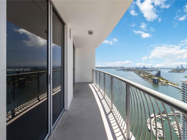 Продажа квартиры #4604 - фото 6124164