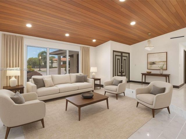 Продажа дома по адресу 2840 SW 128th Ave - фото 6152489