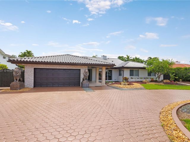 Продажа дома по адресу 2840 SW 128th Ave - фото 6152498