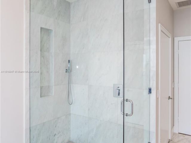 Квартира в аренду номер4203 - фото 6120964