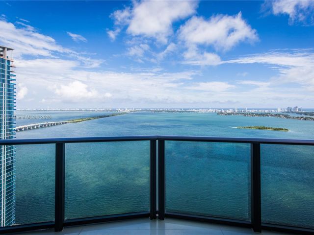 Квартира в аренду номер4203 - фото 6120977