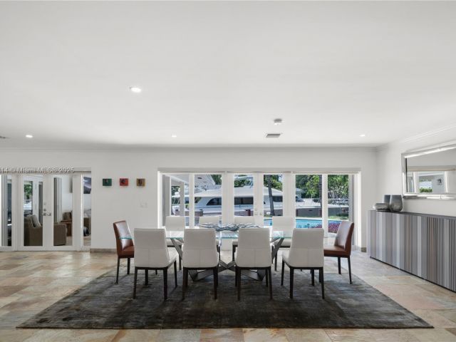 Продажа дома по адресу 435 Marquesa Dr - фото 6119300