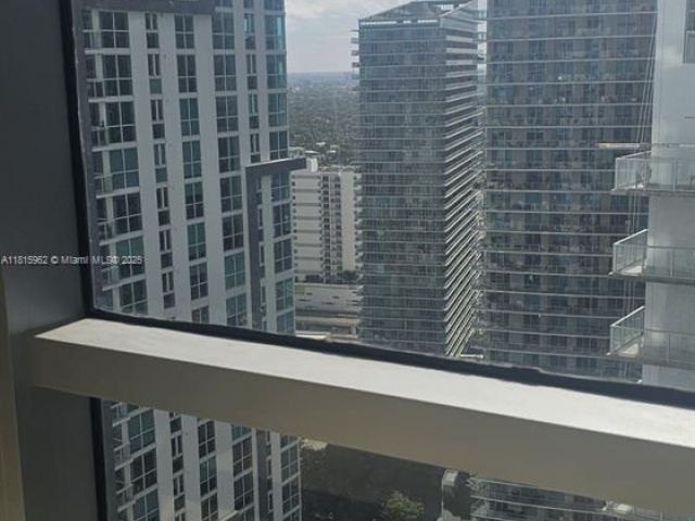 Квартира в аренду номер3417 - фото 6120138