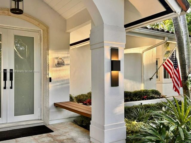 Дом в аренду по адресу 375 Harbor Ct . - фото 6120231