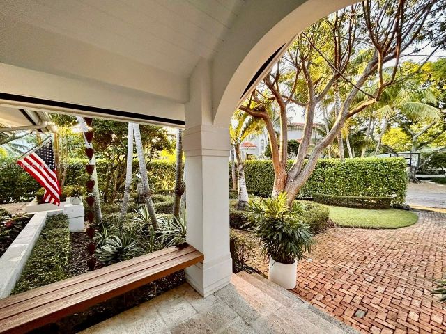 Дом в аренду по адресу 375 Harbor Ct . - фото 6120233