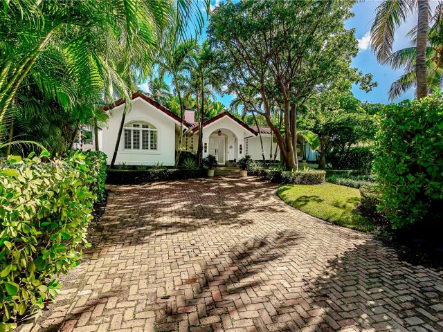 Дом в аренду по адресу 375 Harbor Ct . - фото 6120235