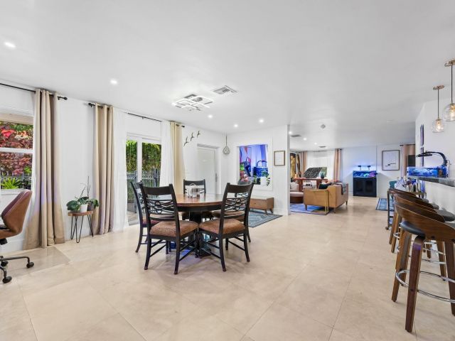 Дом в аренду по адресу 735 Tyler St - фото 6143569