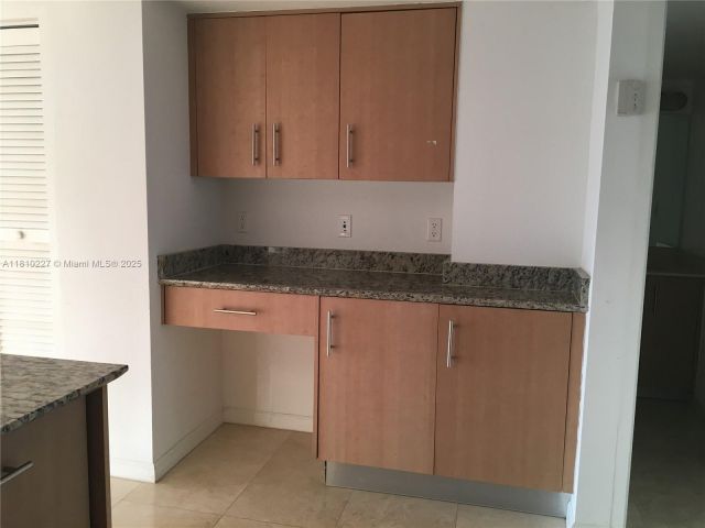 Продажа квартиры #628 - фото 6120038