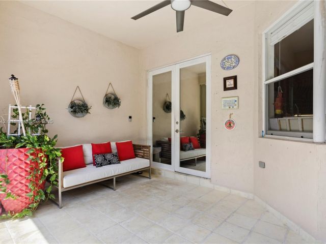 Продажа дома по адресу 9339 SW 98th Pl - фото 6122506