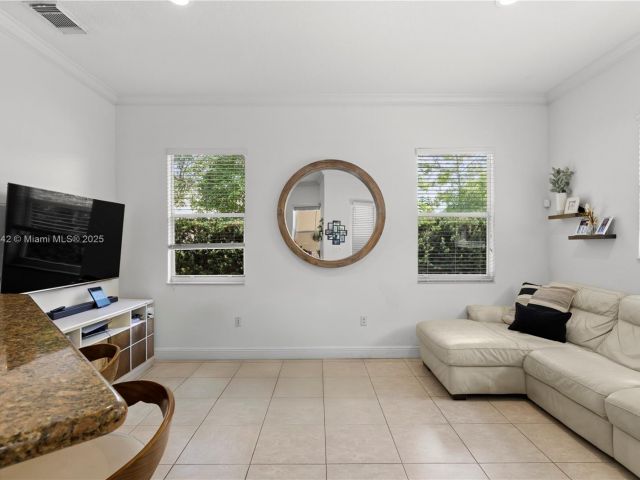 Продажа дома по адресу 9339 SW 98th Pl - фото 6122509