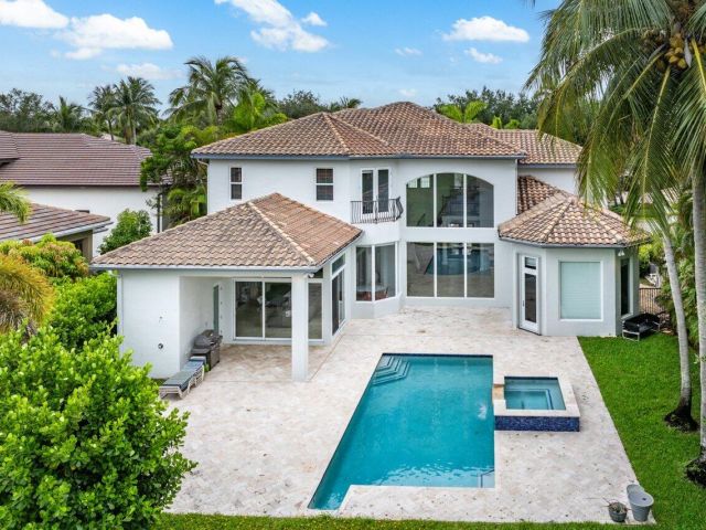 Продажа дома по адресу 16370 Via Fontana - фото 6214359