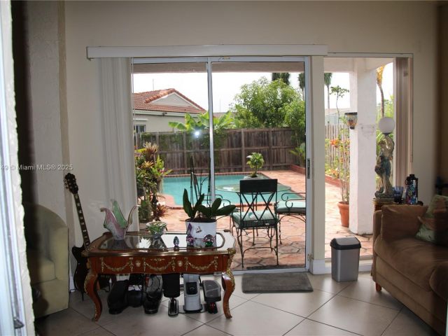 Продажа дома по адресу 11861 SW 92nd Ln - фото 6126394