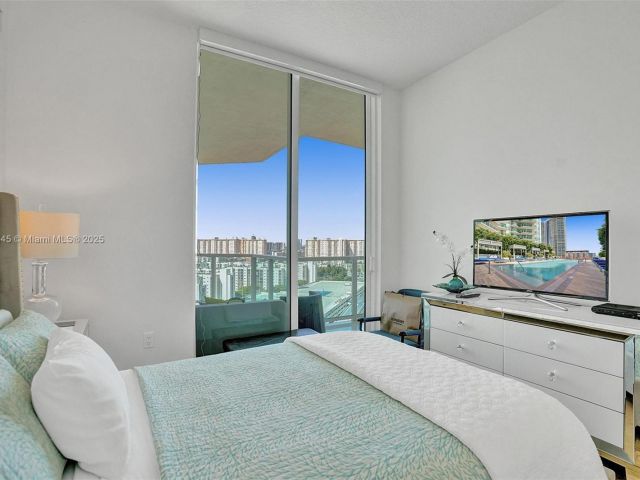 Продажа квартиры #1-1803 - фото 6154808