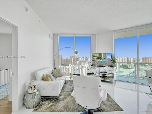 Продажа квартиры #1-1803 - фото 6154813