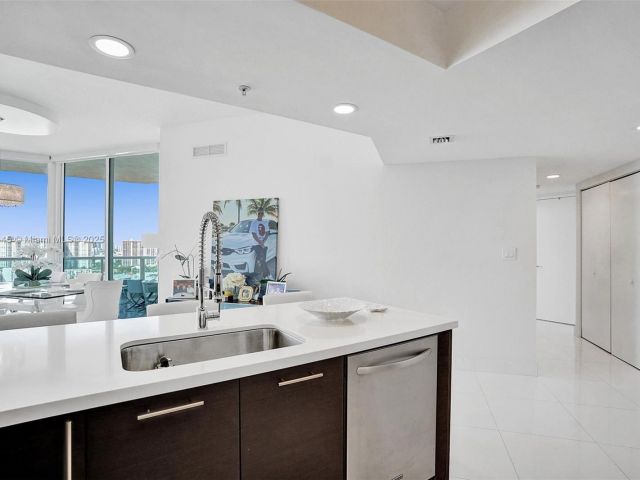 Продажа квартиры #1-1803 - фото 6154818