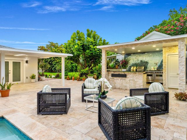 Продажа дома по адресу 936 Upland Road - фото 6127811