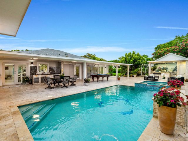 Продажа дома по адресу 936 Upland Road - фото 6127813