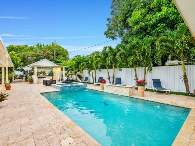 Продажа дома по адресу 936 Upland Road - фото 6127815